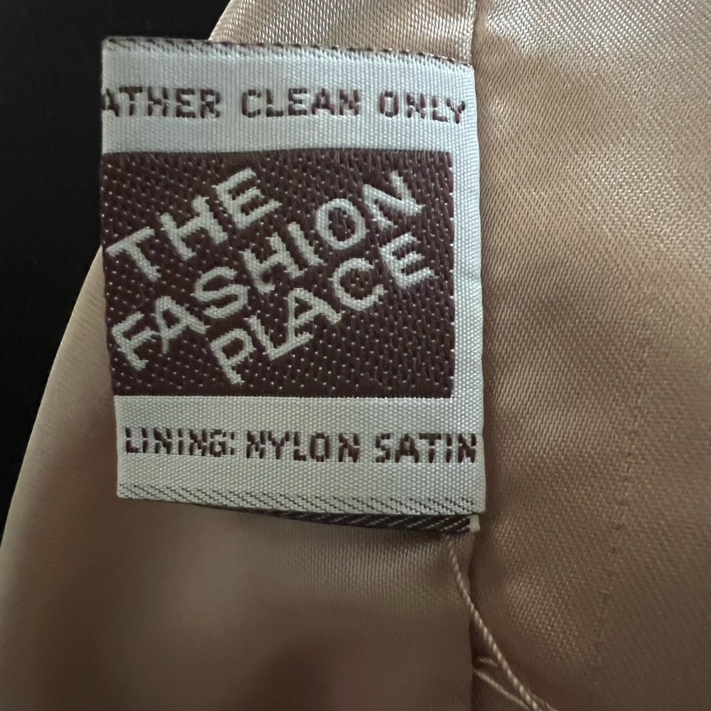 Tan Button-Up Vest - Picture 5 of 5